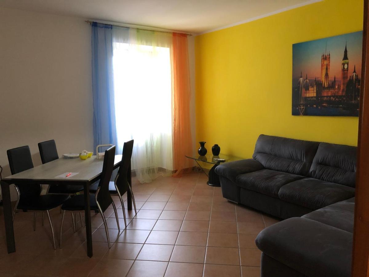 mela__bii Bed & Breakfast Sulmona Bagian luar foto